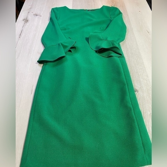 Karl Lagerfeld Paris Green Lynn Fitted Shift Dress, Emerald Green, Size 0 - Picture 7 of 15